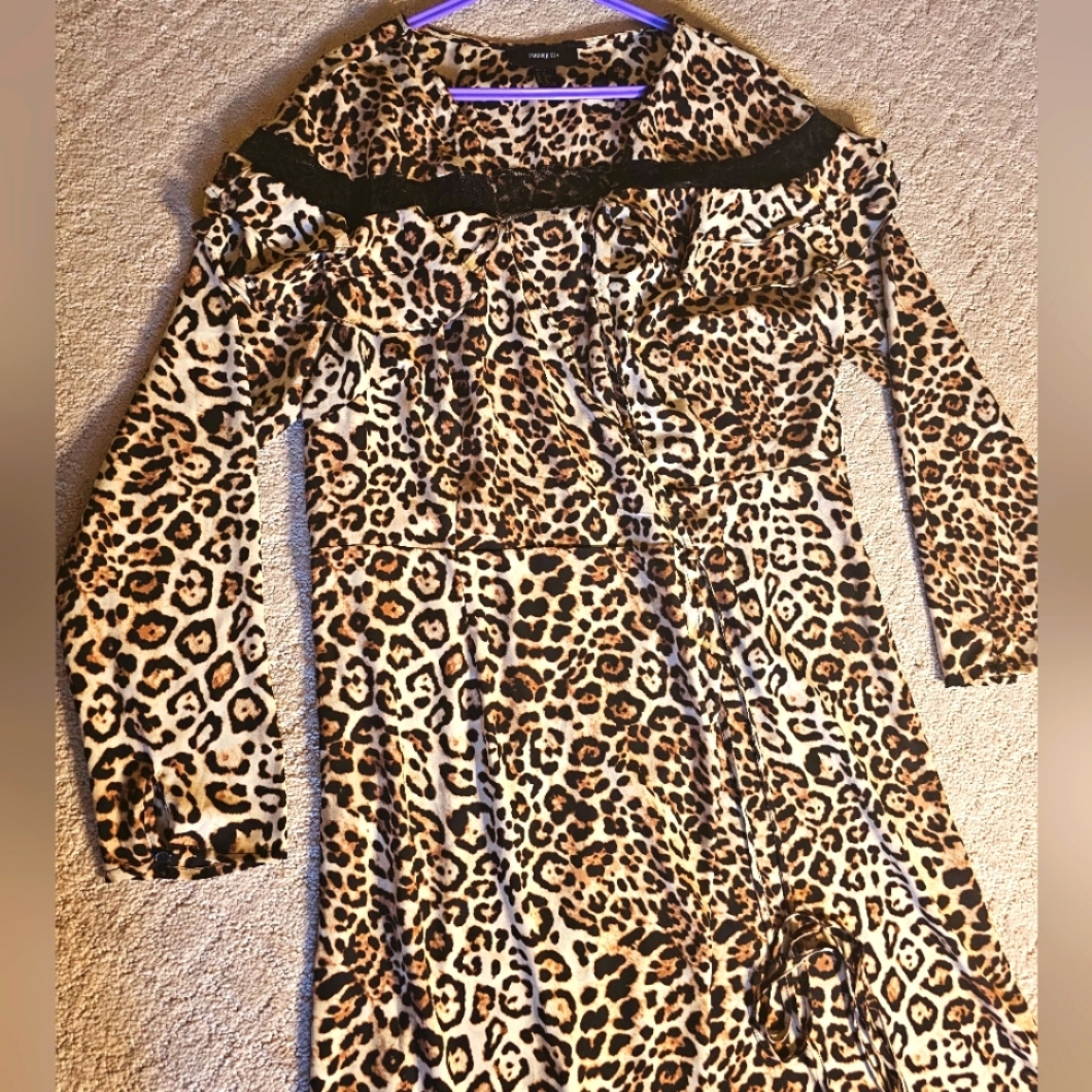 NWOT FOREVER 21 Leopard print Wrap dress [1X]